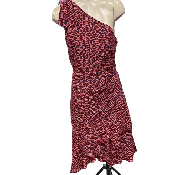 Club Monaco Dresses & Skirts - Club Monaco Silk Dress